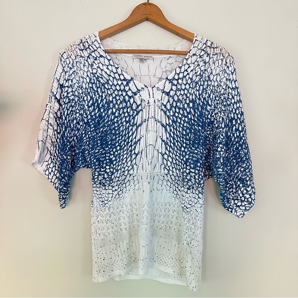 Alberto Makali Sweaters - Alberto Makali 3/4 Dolman Sleeve Blue & White Patterned Sweater Size Small